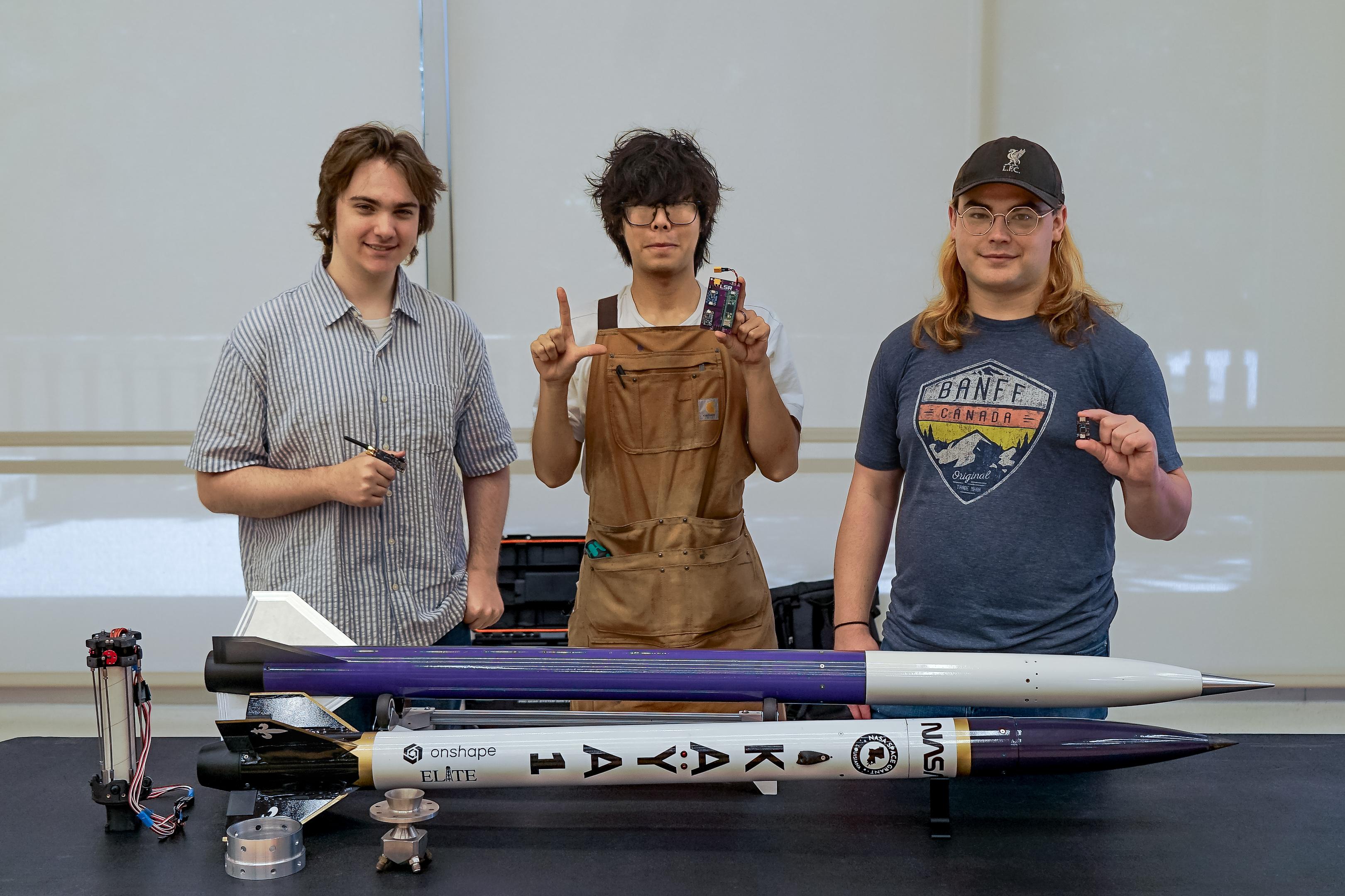 Members with Kaya I, Kaya II and their electronics