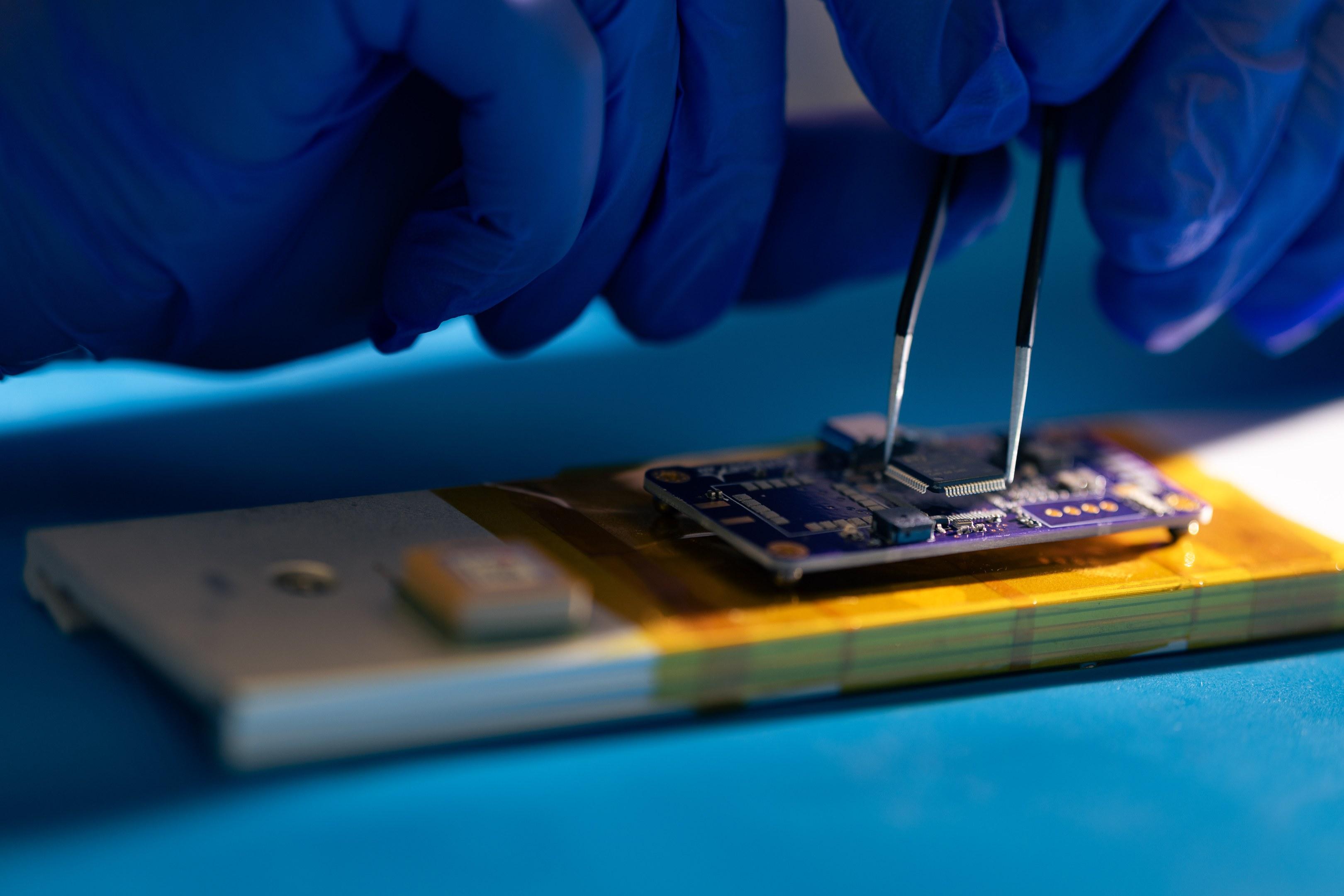 Placing a chip on the board